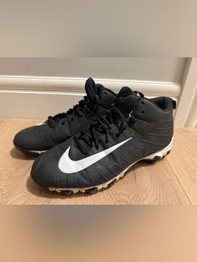 Nike Alpha Fastflex Football Cleats Men Size US 8.5 Athletic Shoes